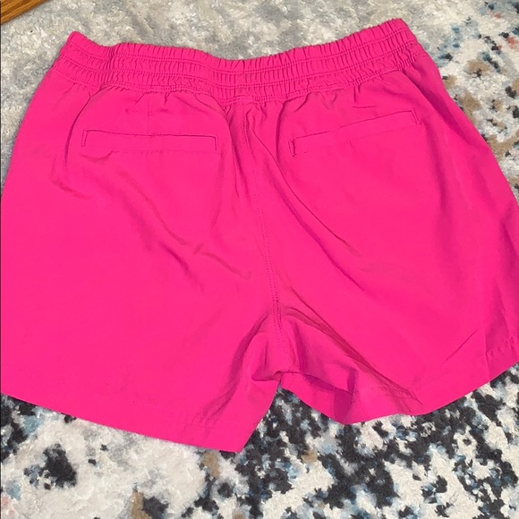 Shorts - Picture 3 of 3